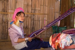 "Long-necked Karen" weaving